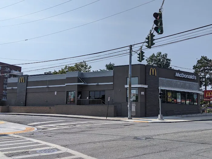 McDonald's Picture 2