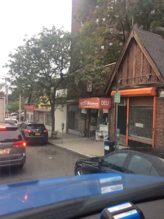 Neighborhood Deli Picture 4