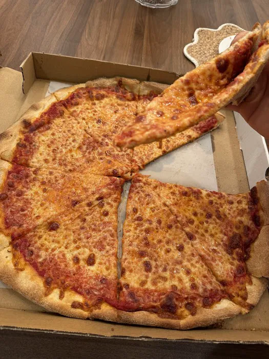 Raceway Pizza Picture 4