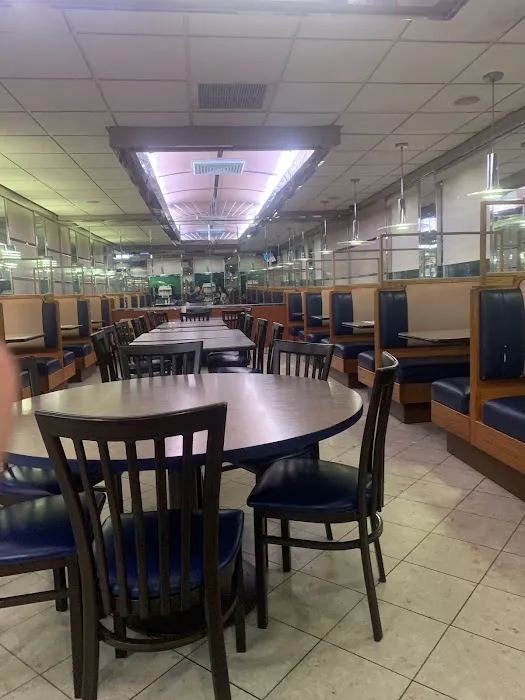 Raceway Diner Picture 9