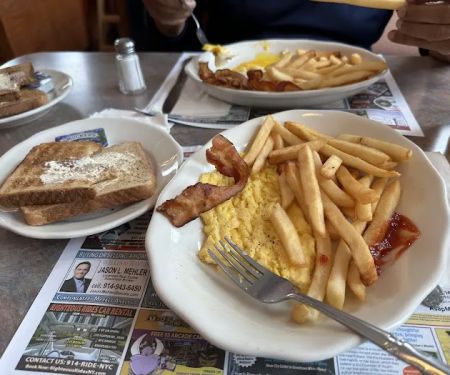 Raceway Diner