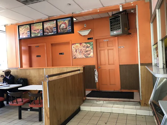 Chicken Hut Picture 8