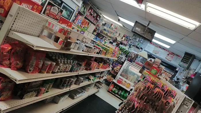 Sanford Blvd Deli Grocery Picture 6