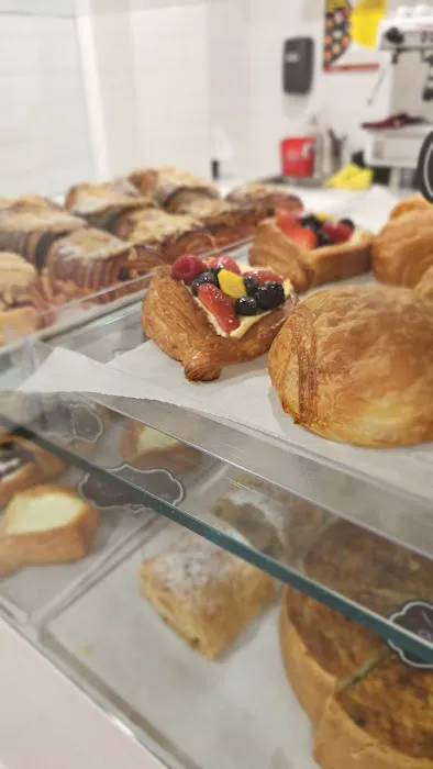 Arome Caffe & Patisserie Picture 4