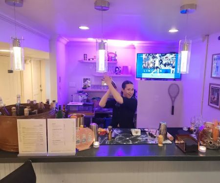 Match Point Cafe at Tennis Club of Hastings