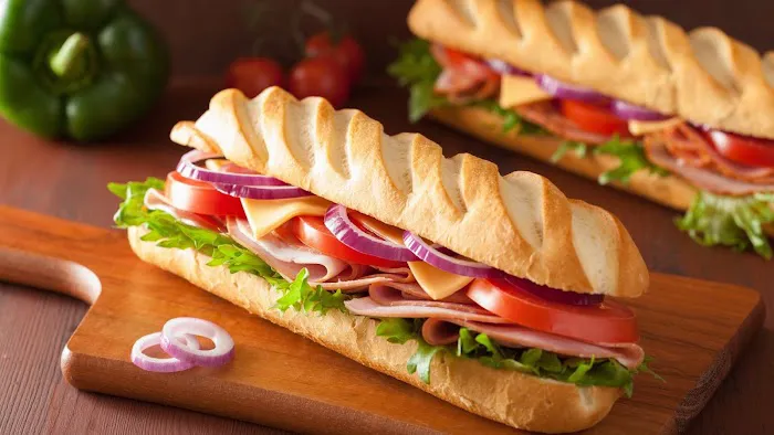 PHILLIPS GOURMET DELI Picture 5