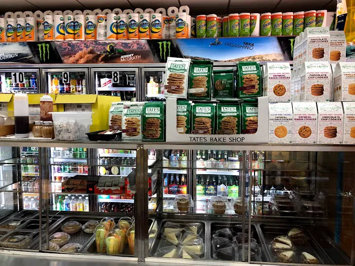 PHILLIPS GOURMET DELI Picture 10