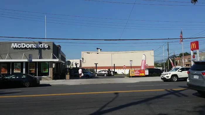 McDonald's Picture 3