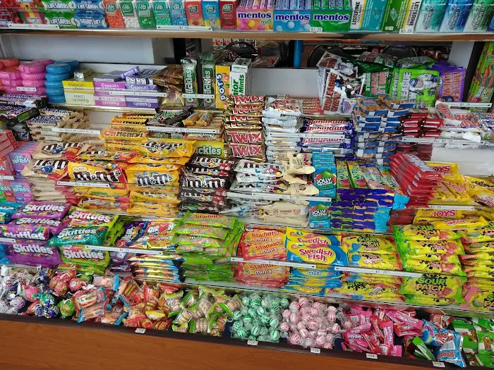 Throggs Neck Deli & Grill Picture 3
