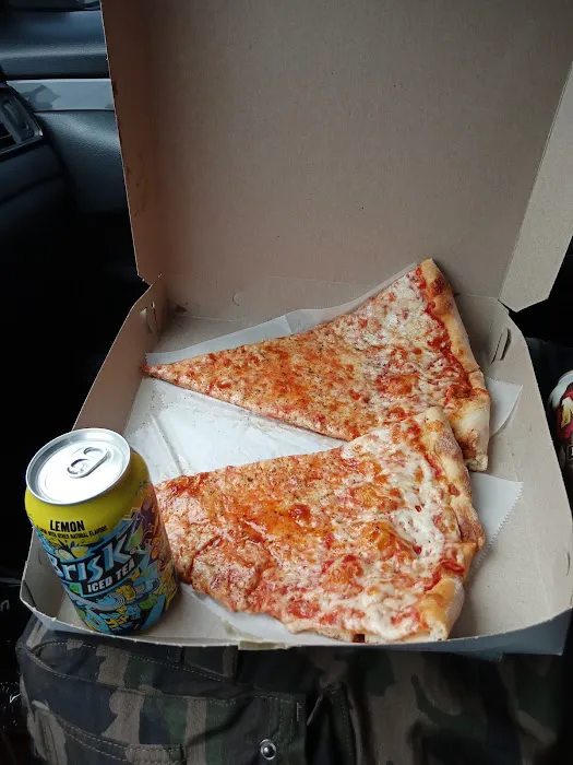 Emilio's Pizza Picture 9