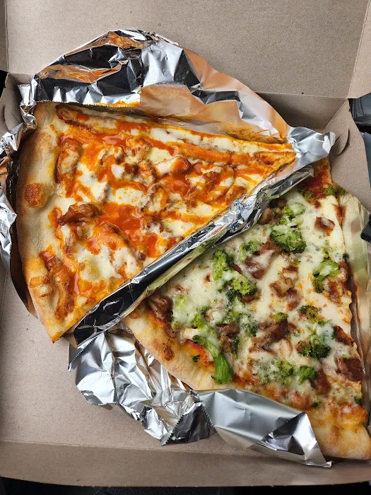 Emilio's Pizza Picture 8