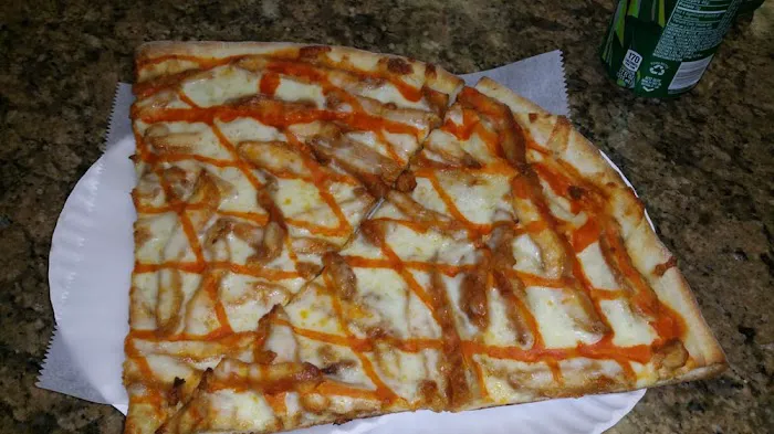 Emilio's Pizza Picture 1