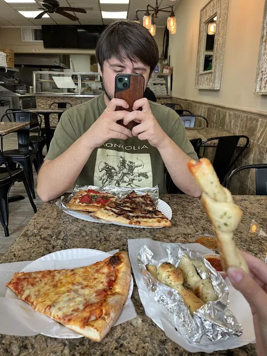 Emilio's Pizza Picture 6