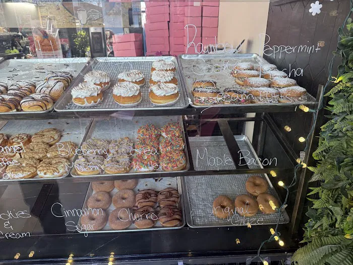 Grounds Donut House Picture 10