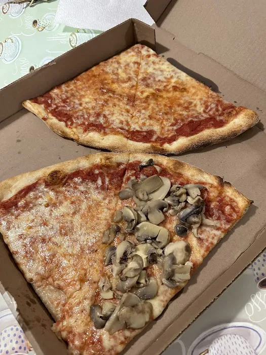 Tommy's Pizza Picture 7