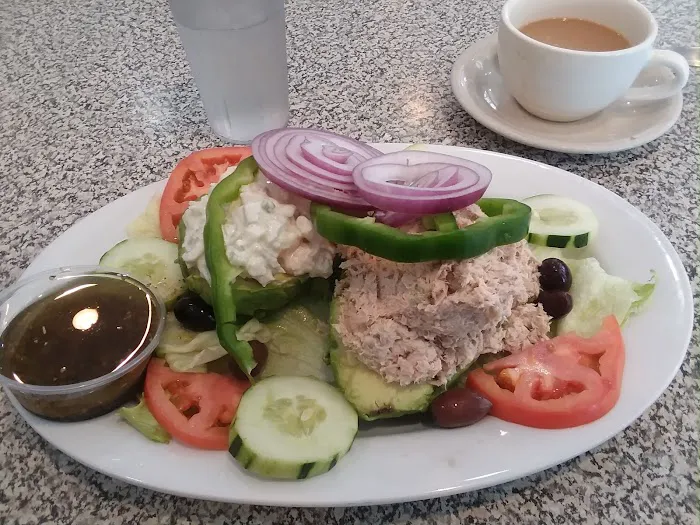 George's Restaurant Picture 9