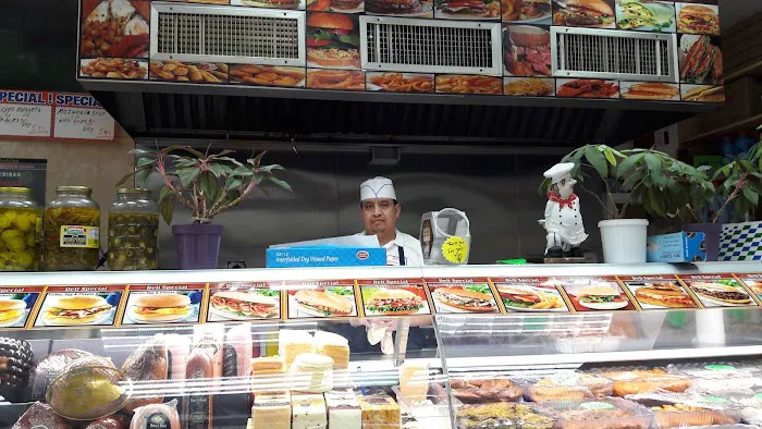 Gourmet Deli Picture 4