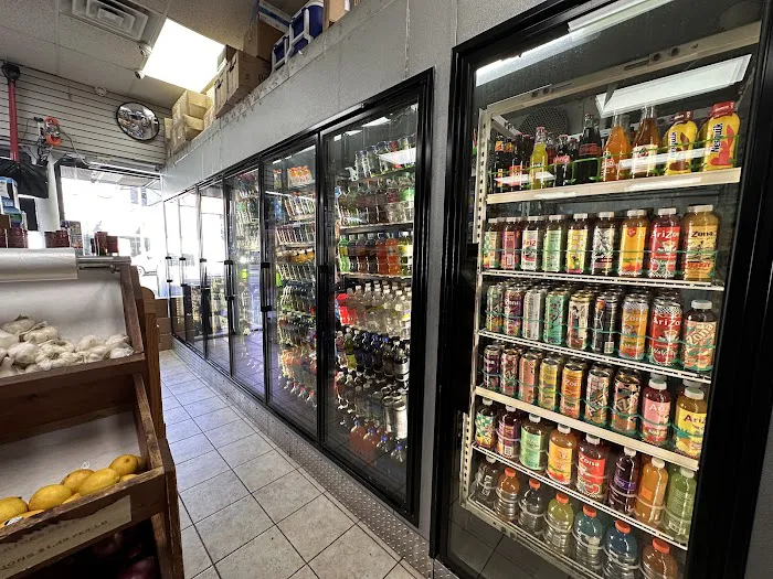 Buhre Mini Mart & Deli Picture 4