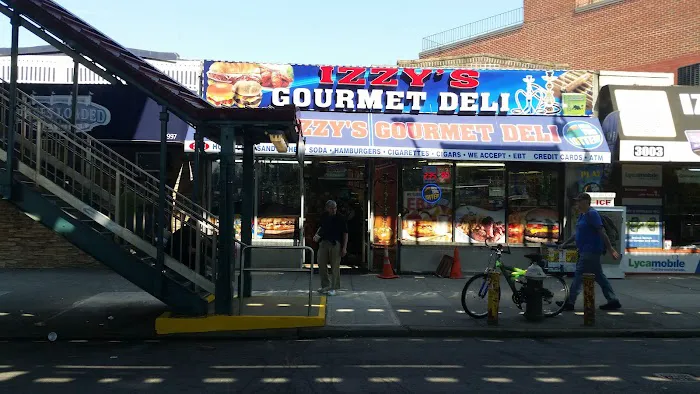 Izzy's SMOKE SHOPE AND Gourmet Deli Picture 2