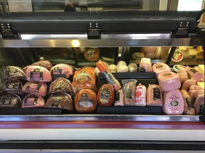 Family Deli Picture 3