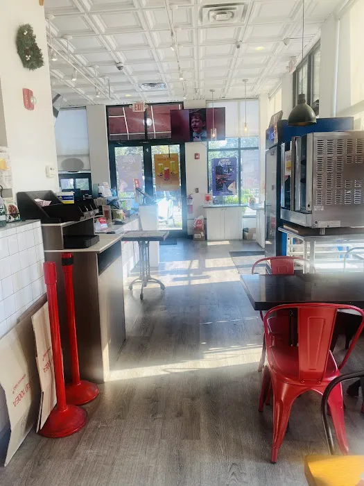 bb.q Chicken Fort Lee Picture 2