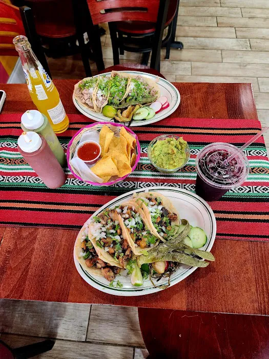 Taqueria El Patron Picture 6