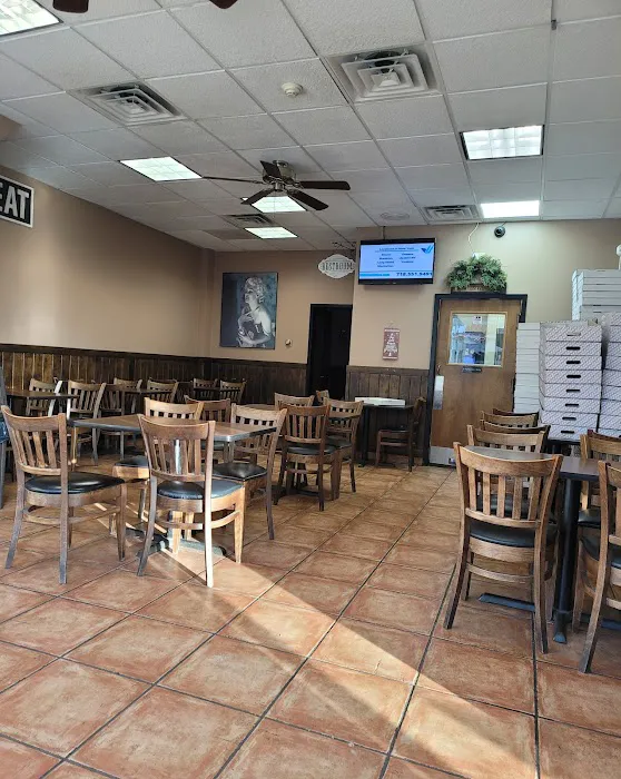 Donna's Pizza Center Picture 7