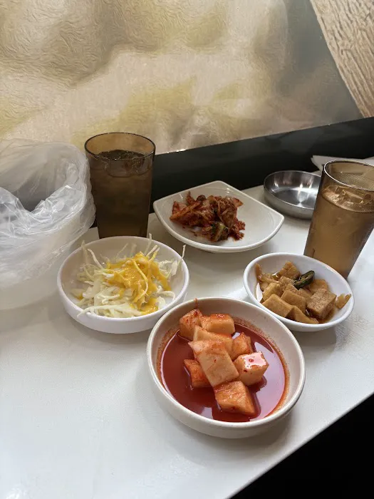Halmae Noodle 할매칼국수 Picture 4