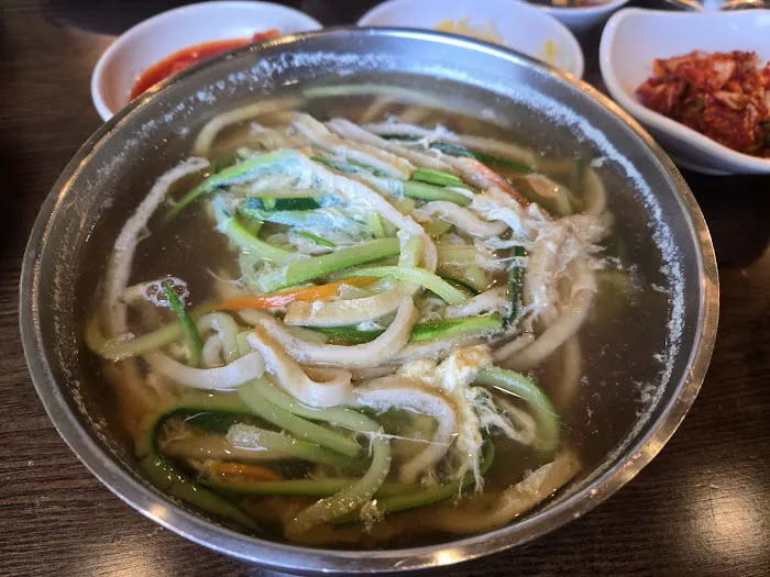 Halmae Noodle 할매칼국수 Picture 7