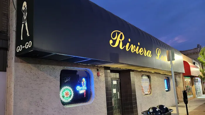 Riviera Lounge Picture 6