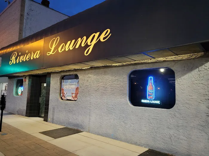 Riviera Lounge Picture 5