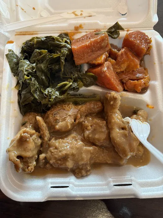 Paula's Soul Food Cafe Picture 5