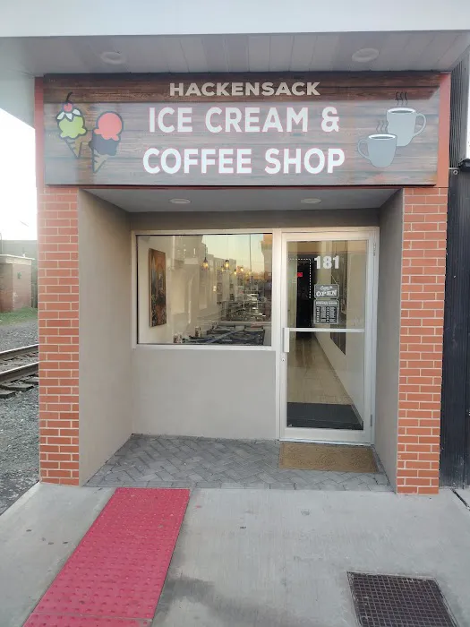 Hackensack Ice Cream & Coffee Shop Restaurant Picture 4