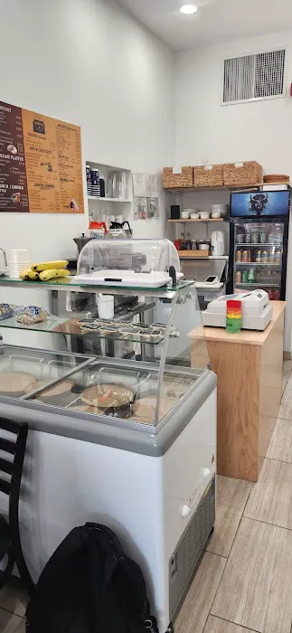 Hackensack Ice Cream & Coffee Shop Restaurant Picture 9