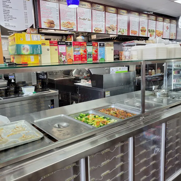 Garden Deli and Grill Picture 4