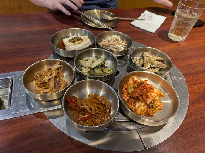 음메꿀꿀 Moo & Oink Korean BBQ Restaurant Picture 8
