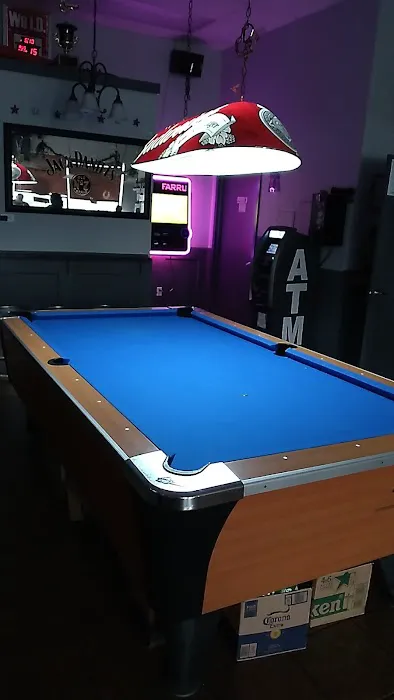 The Colonial Bar Picture 4