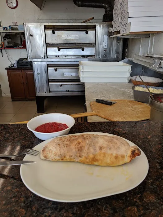 Ralpho's Pizza Picture 4