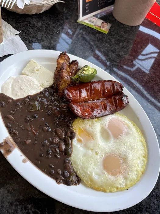 Belen deli Picture 10