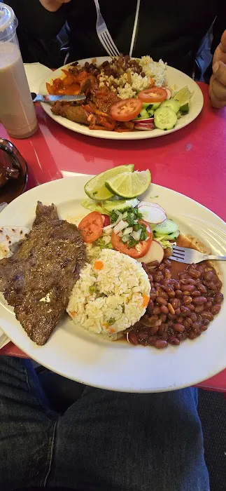 La Esquina Chapina Picture 10