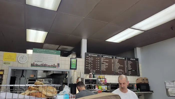 Teaneck Road Hot Bagels Picture 3