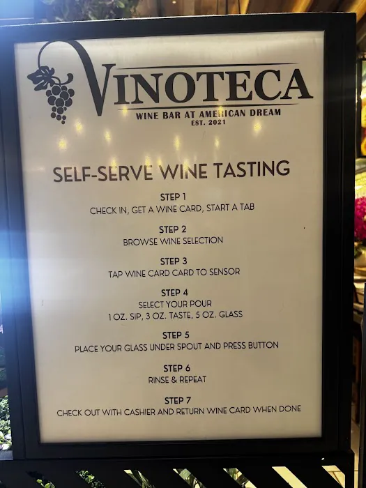 Vinoteca Picture 1