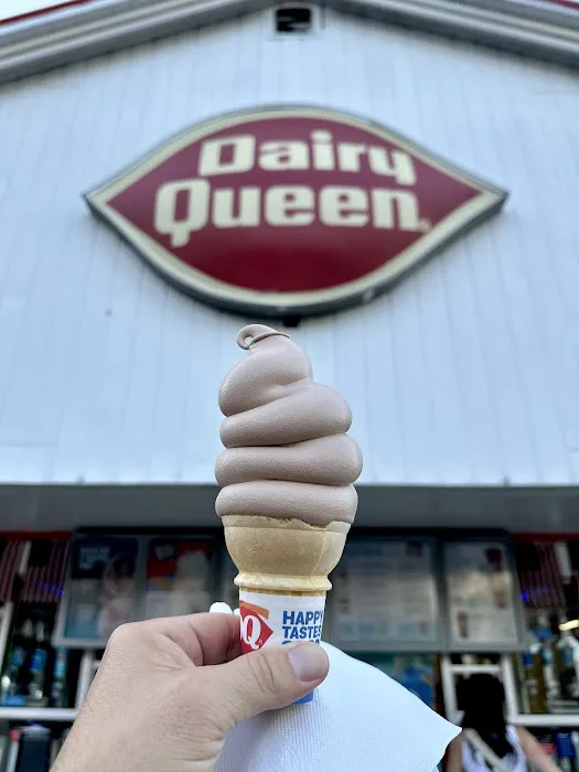 Dairy Queen Store Picture 5