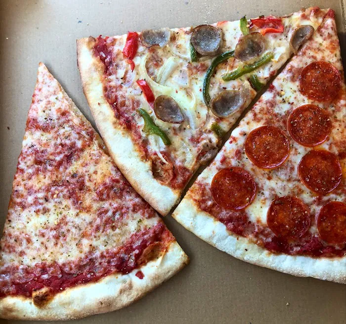 Sonny's Pizzeria & Restaurant Picture 8