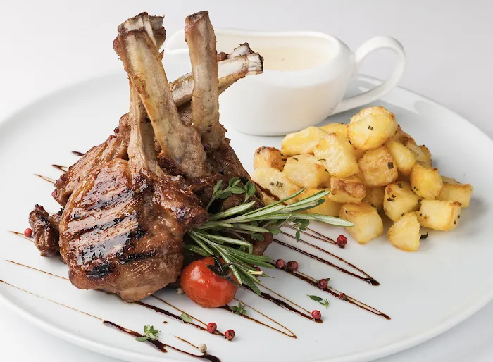 Sini Bistro Picture 9