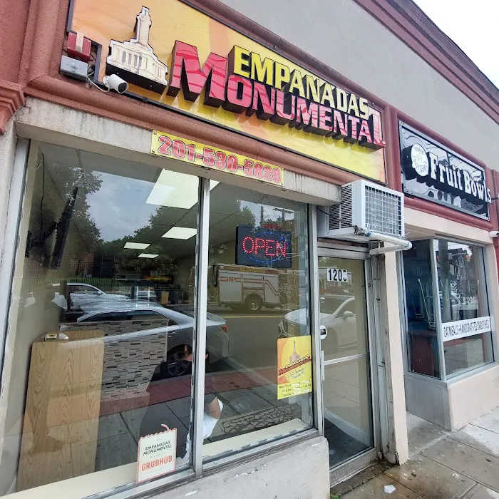 Empanadas Monumental Picture 10