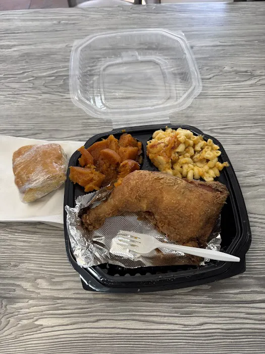 Maggie's Southern Kitchen Picture 3