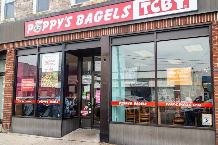 Poppy's Bagels Pizza and TCBY Picture 4