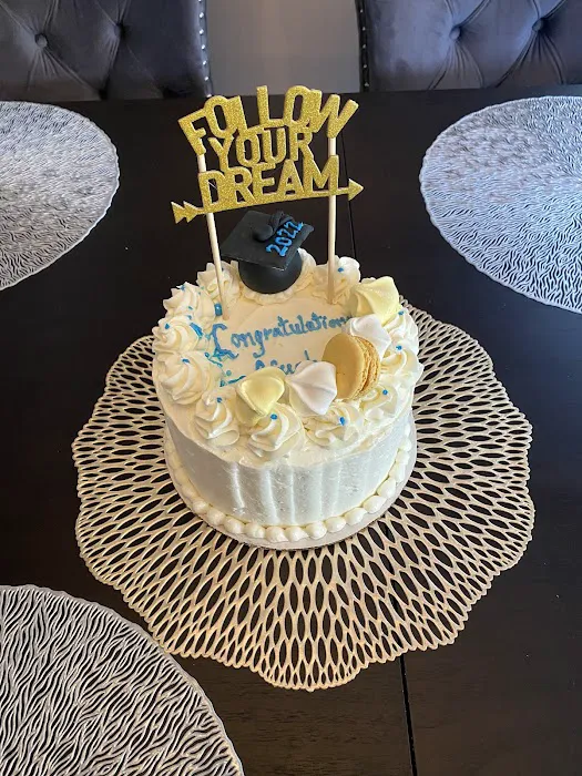 Cake Portraits Bakery & Studio Picture 10
