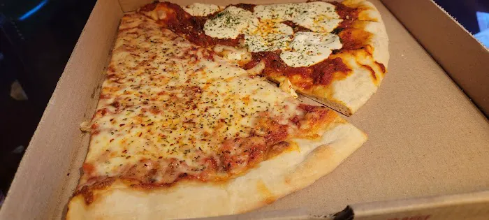 Right Pizza Picture 3